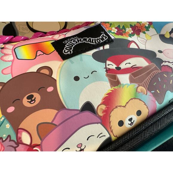 Squishmallows Bioworld purse gift set - Picture 3 of 8